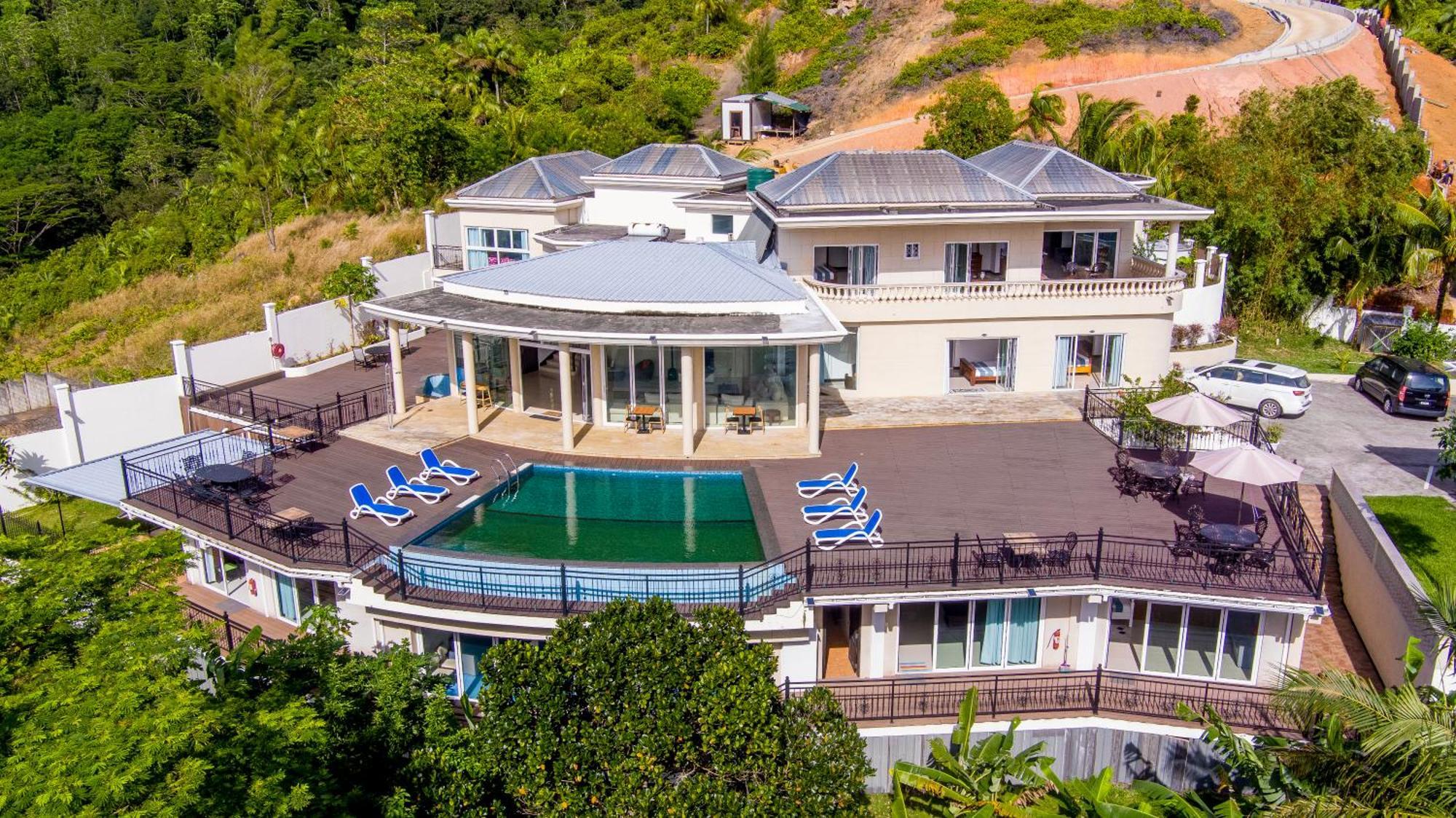 Amanda Villa - Best Value Mountain Top Inn Au Cap Zewnętrze zdjęcie