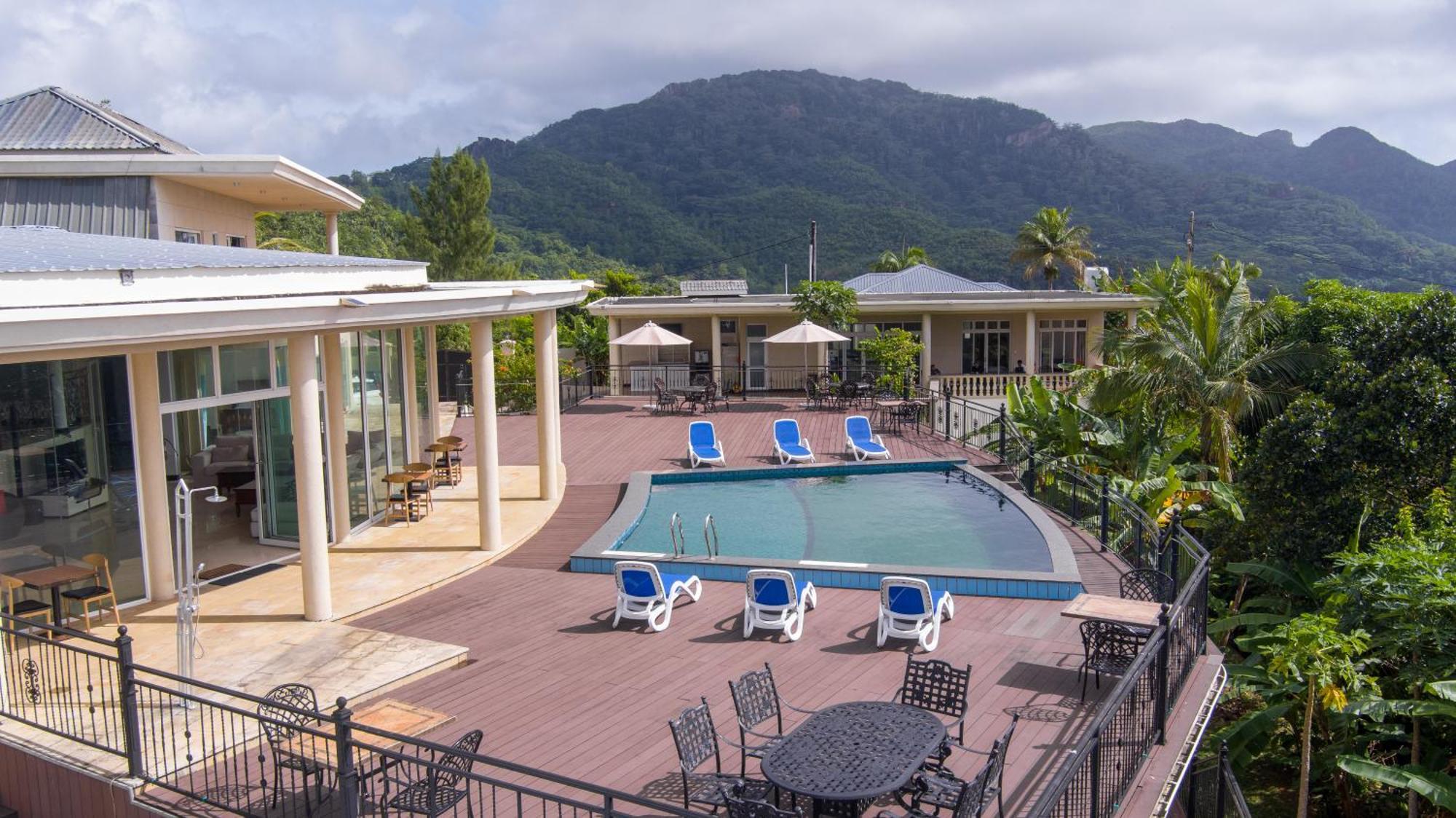 Amanda Villa - Best Value Mountain Top Inn Au Cap Zewnętrze zdjęcie