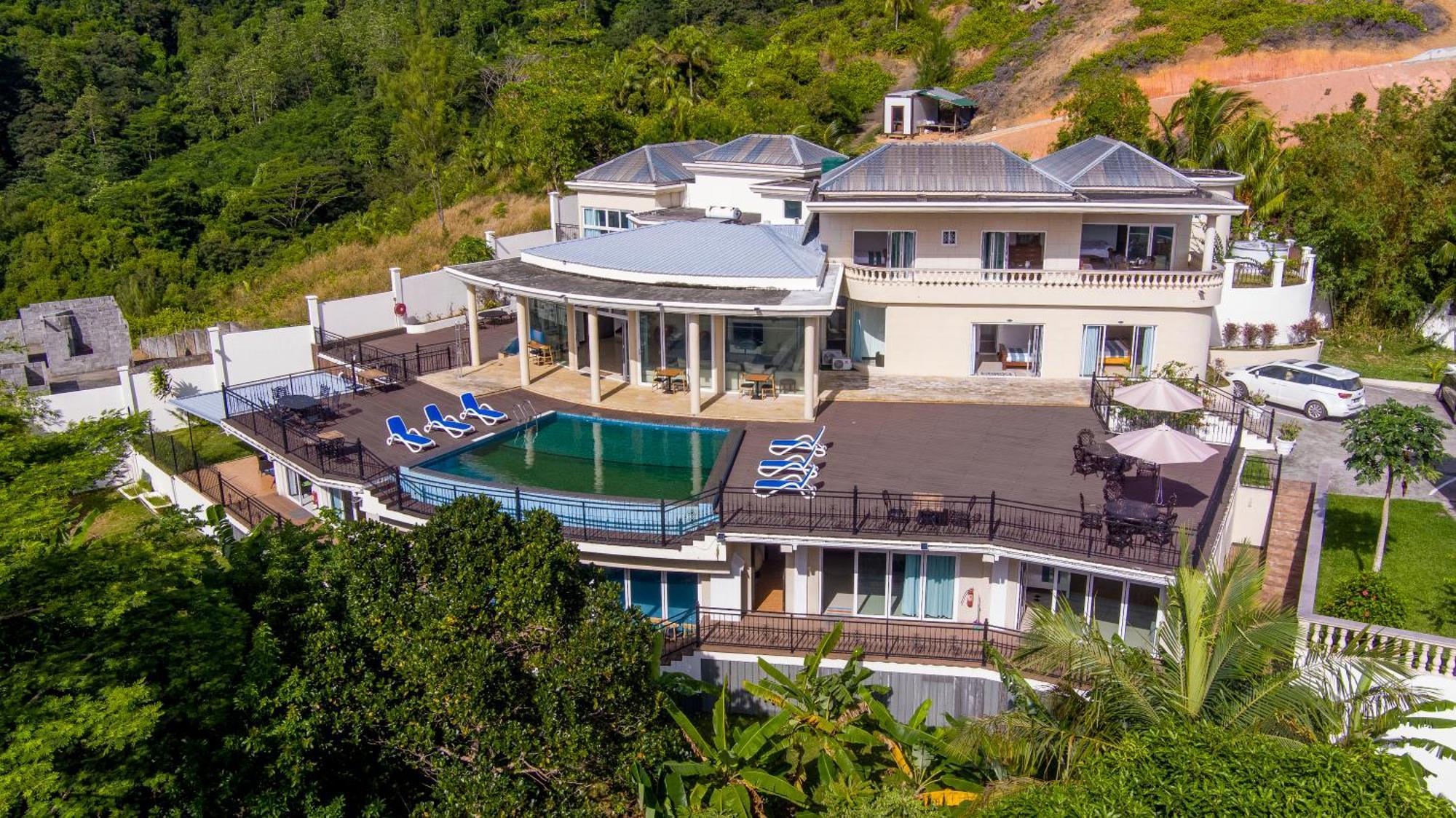 Amanda Villa - Best Value Mountain Top Inn Au Cap Zewnętrze zdjęcie