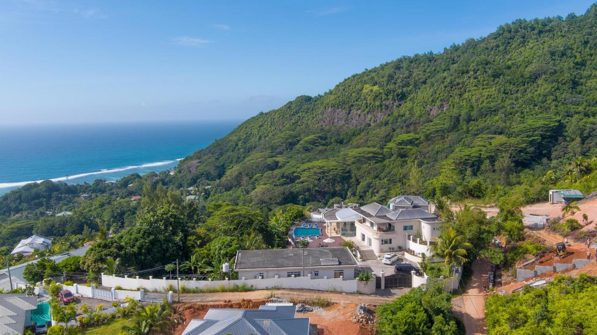 Amanda Villa - Best Value Mountain Top Inn Au Cap Zewnętrze zdjęcie